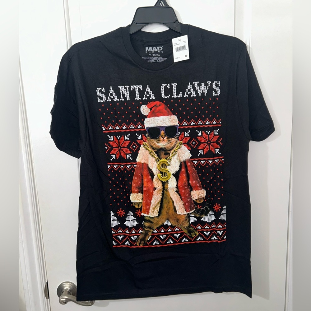 Brand new men’s size xlarge Santa Claws 🐱 T-shirt